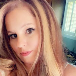 Meet your Posher, Traci